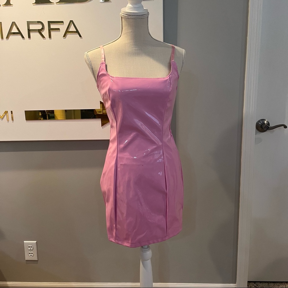 Pretty Little Thing Bodycon Pink Dress